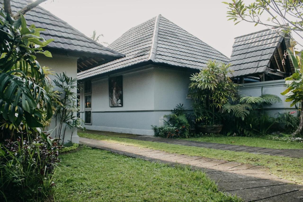 Puri Lotus Otel Ubud Dış mekan fotoğraf