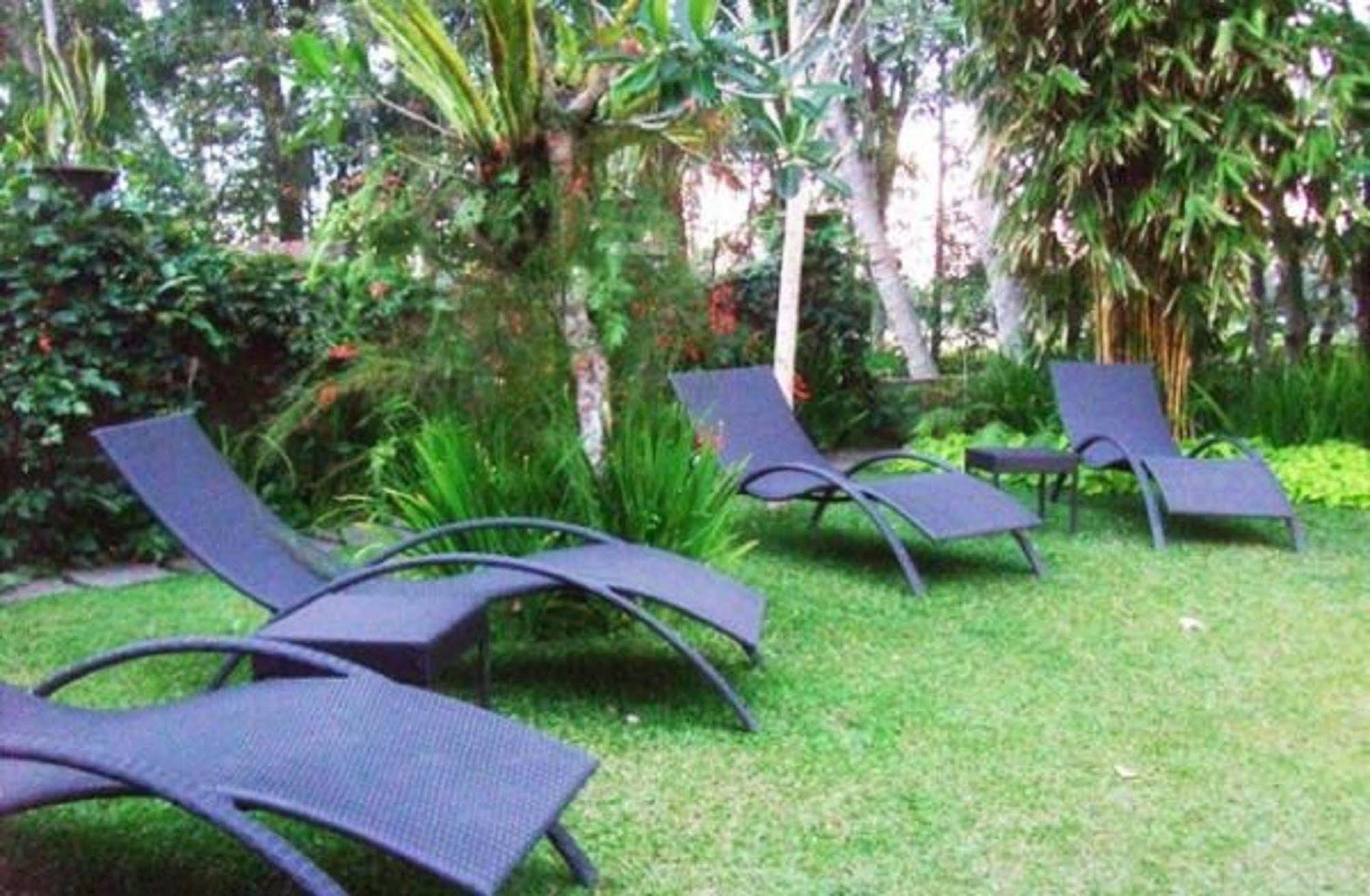 Puri Lotus Otel Ubud Dış mekan fotoğraf