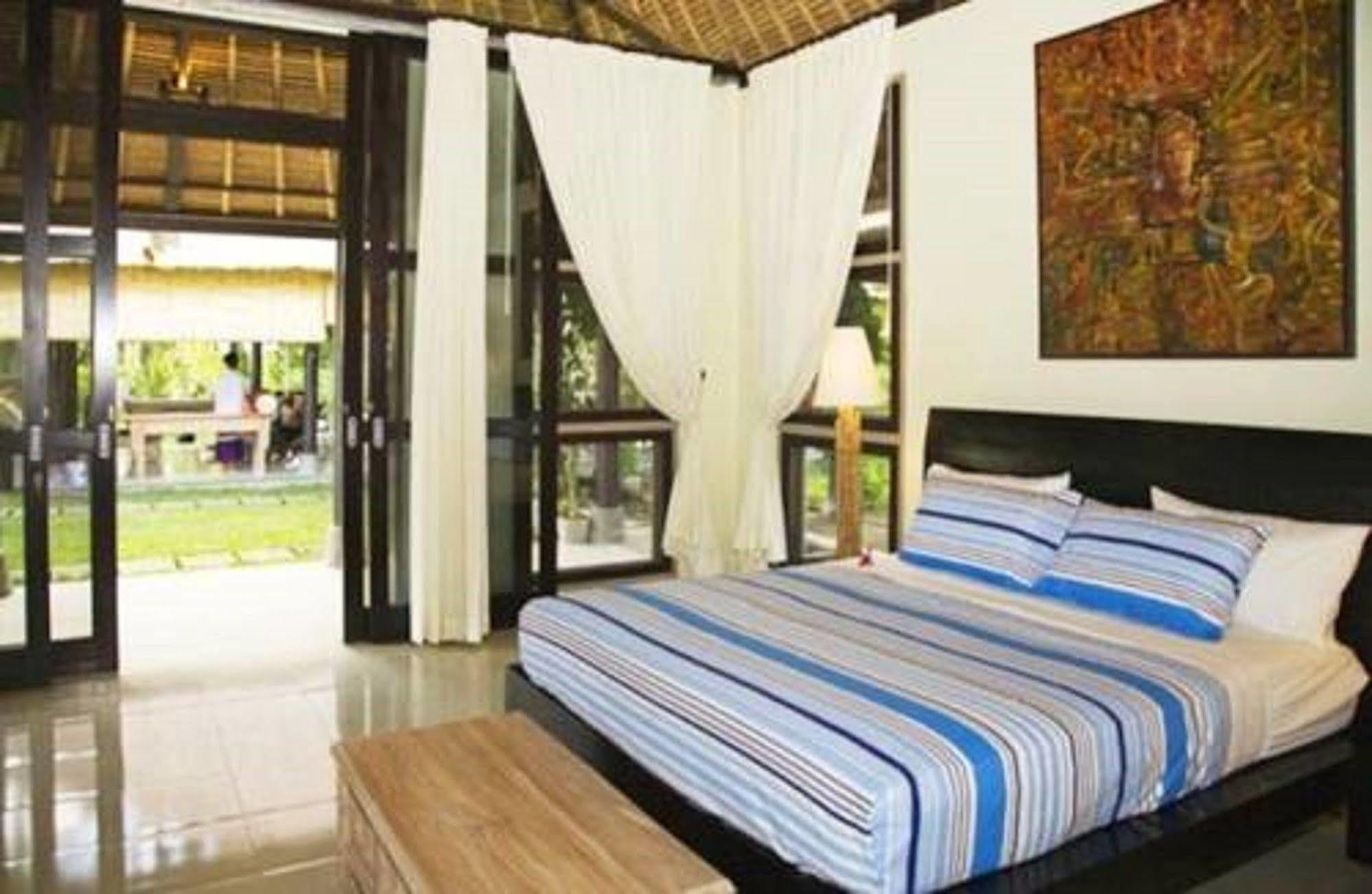 Puri Lotus Otel Ubud Dış mekan fotoğraf